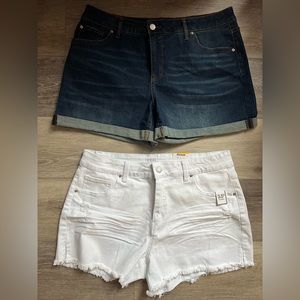 New Lot of 2 Women’s Jean Shorts size 14